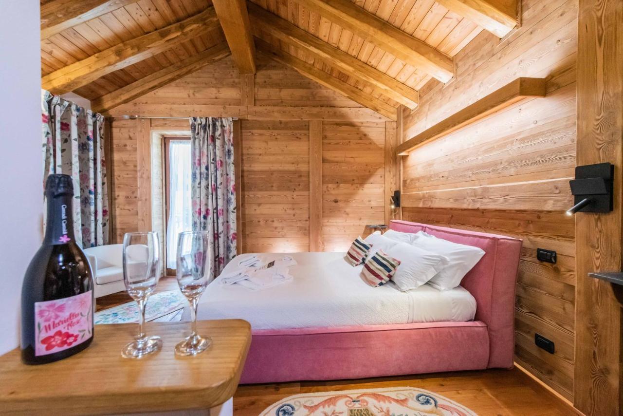 Au Berceau Du Bien-Etre Villa Chambave Luaran gambar