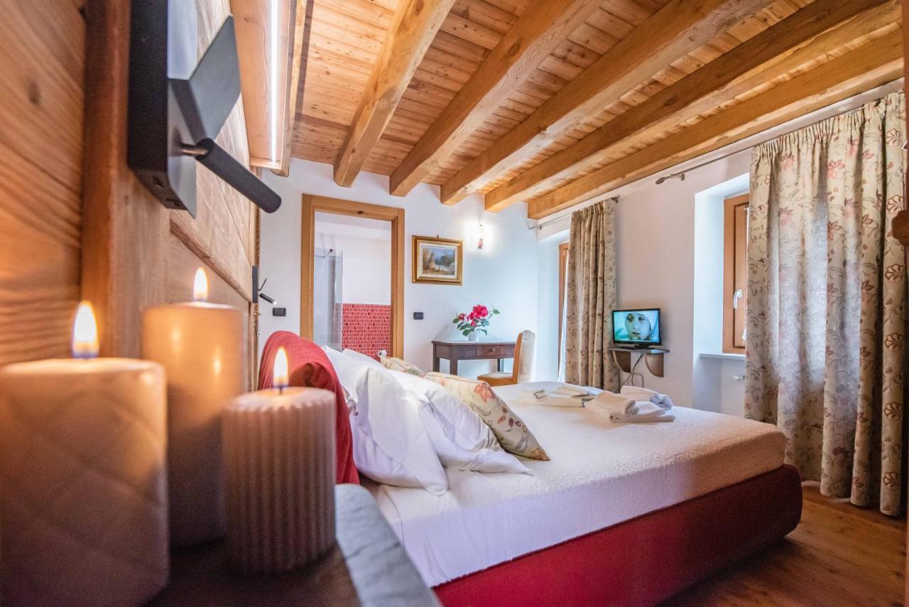 Au Berceau Du Bien-Etre Villa Chambave Luaran gambar