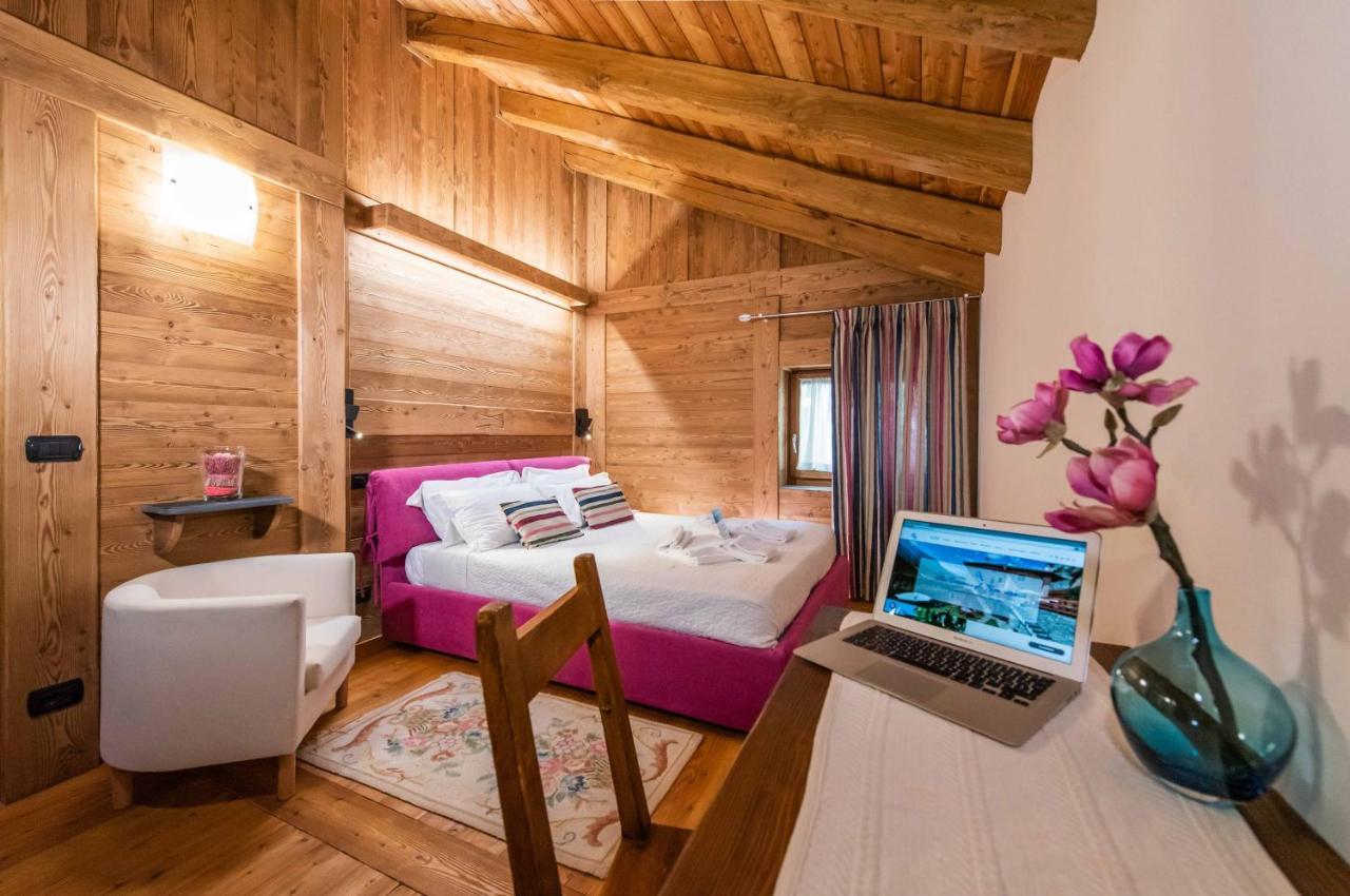 Au Berceau Du Bien-Etre Villa Chambave Luaran gambar