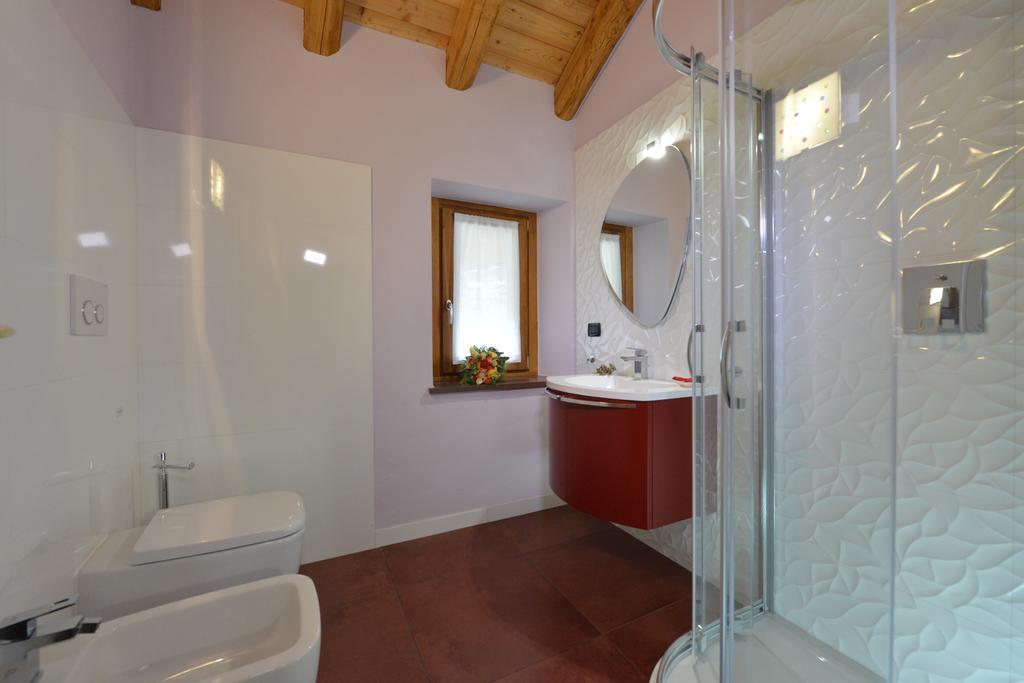 Au Berceau Du Bien-Etre Villa Chambave Luaran gambar