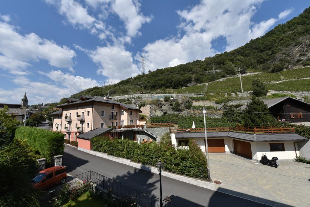 Au Berceau Du Bien-Etre Villa Chambave Luaran gambar
