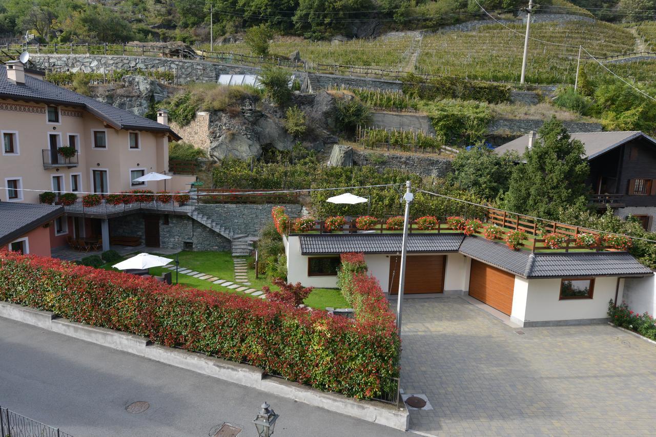 Au Berceau Du Bien-Etre Villa Chambave Luaran gambar