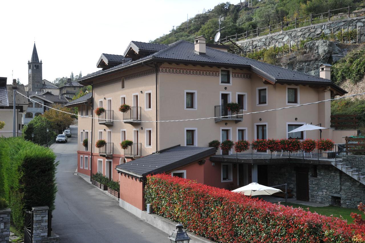 Au Berceau Du Bien-Etre Villa Chambave Luaran gambar